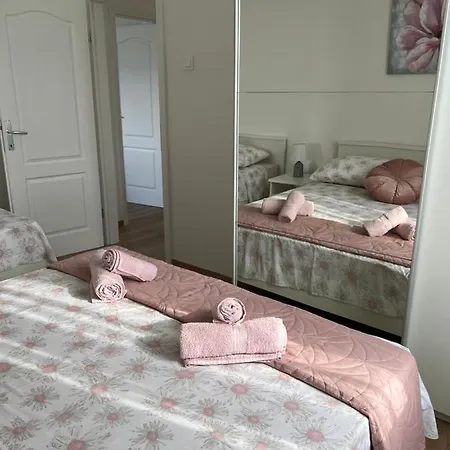 Lovely Ana * Sucuraj